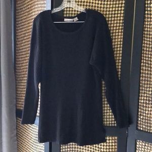 Laura Tyler sweater